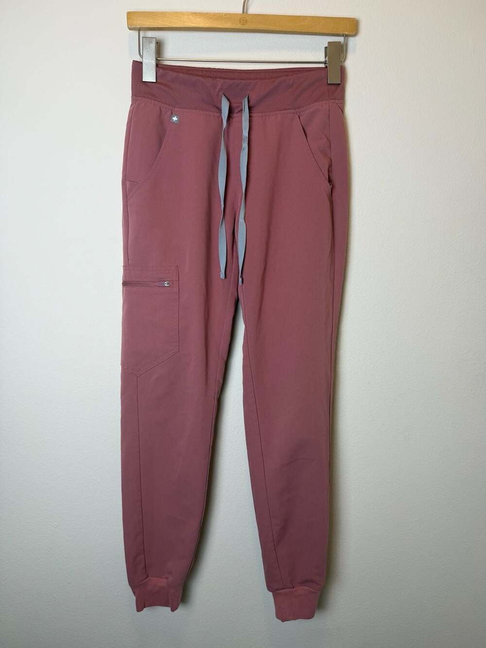 FIGS Technical Collection Zamora High-Waisted Jogger Scrub Pants Mauve XXS